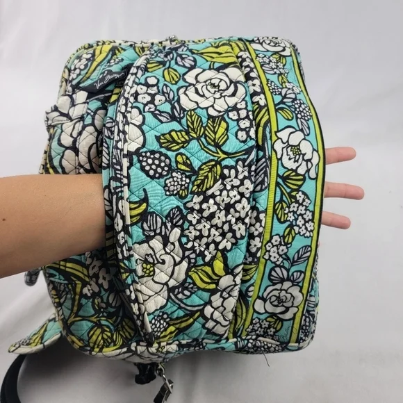 Vera Bradley Island Blooms laptop work travel school messenger bag - Picture 9 of 14